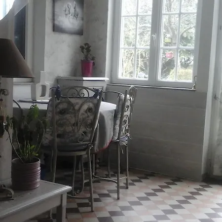 아파트 Studio Route De Broglie